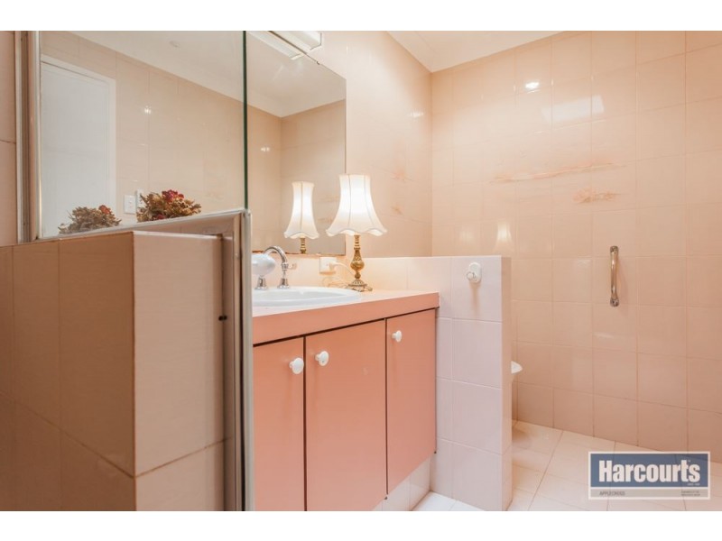 6 Hayman Court, Coogee WA 6166