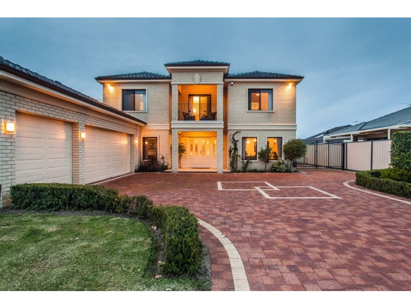 10 Ashmore Avenue, Canning Vale WA 6155