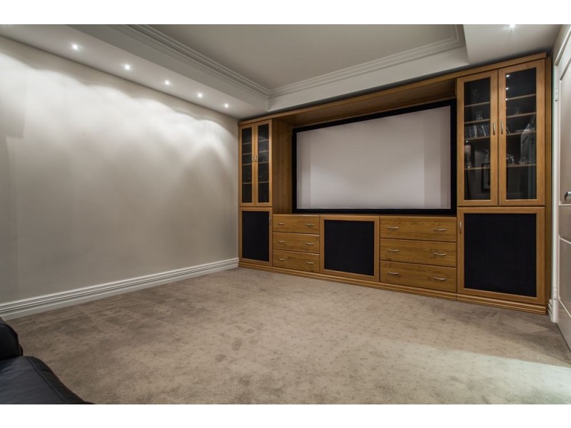 10 Ashmore Avenue, Canning Vale WA 6155