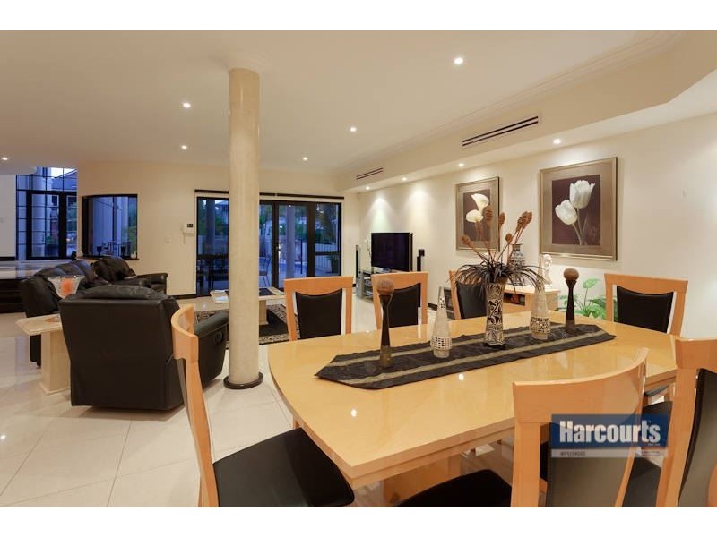 7 Bateman Road, Mount Pleasant WA 6153