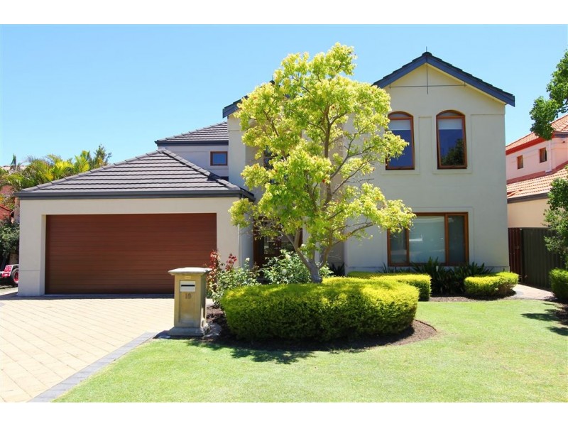 18 Killilan Road, Applecross WA 6153