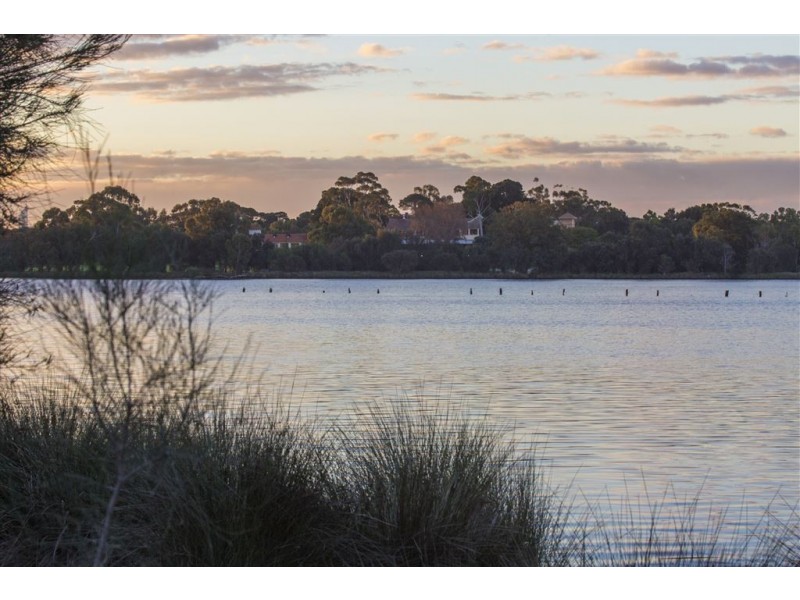 28 Zenith Street, Shelley WA 6148