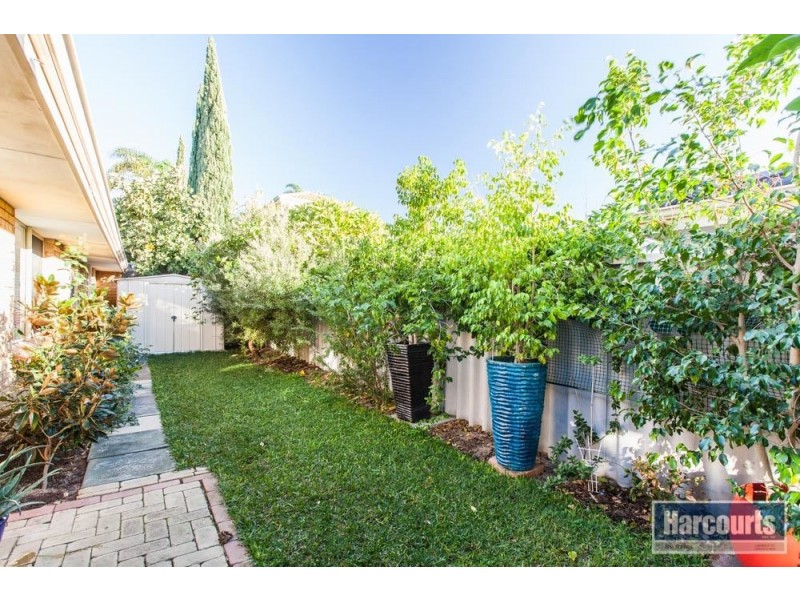 6A Strickland Road, Ardross WA 6153