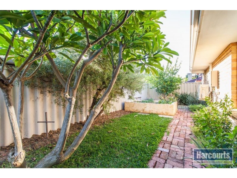 6A Strickland Road, Ardross WA 6153