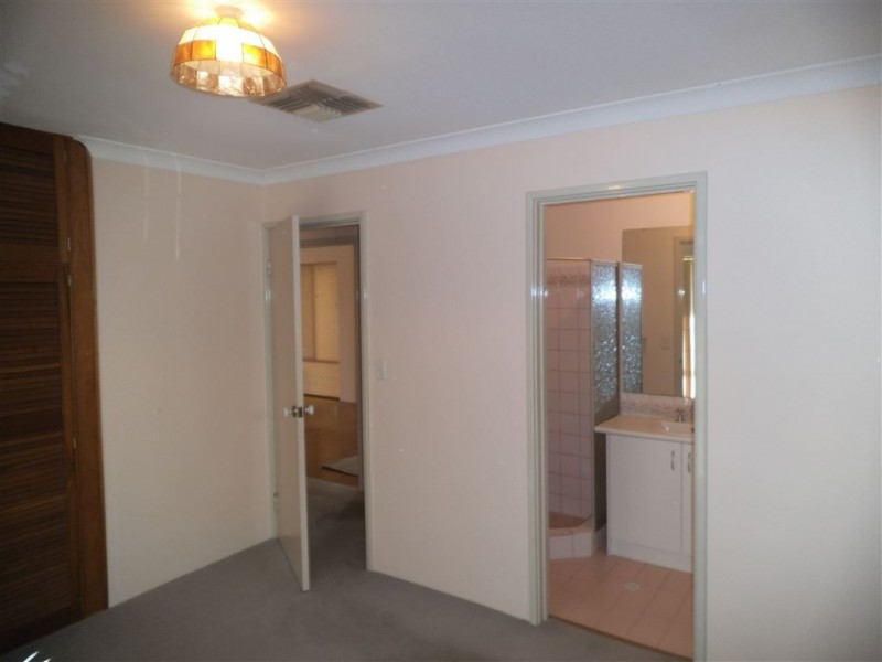 1 Tawson Place, Leeming WA 6149