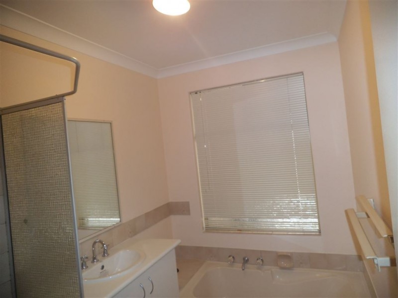 1 Tawson Place, Leeming WA 6149