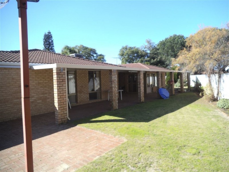 1 Tawson Place, Leeming WA 6149