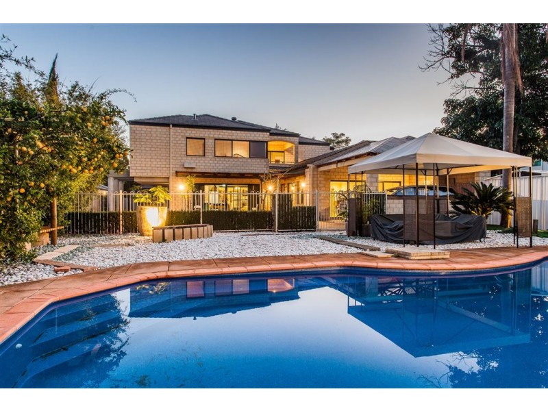22 Tain Street, Applecross WA 6153