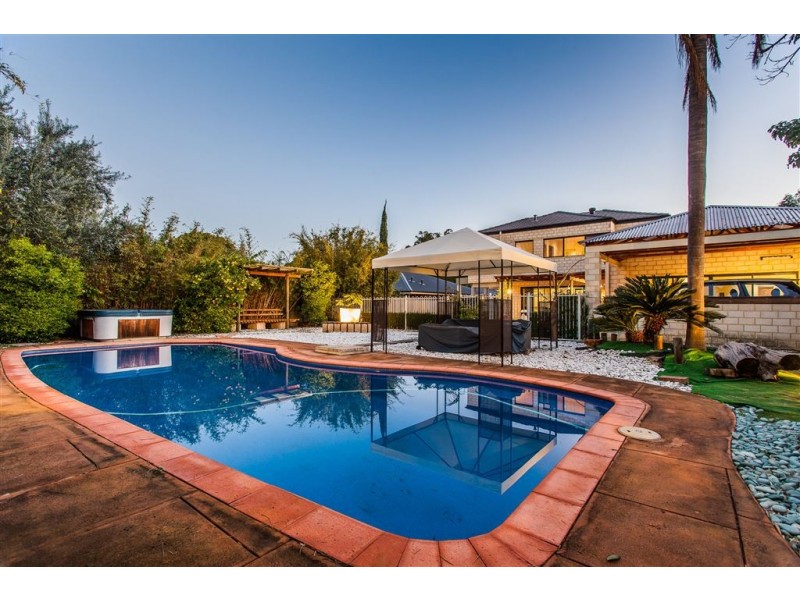22 Tain Street, Applecross WA 6153