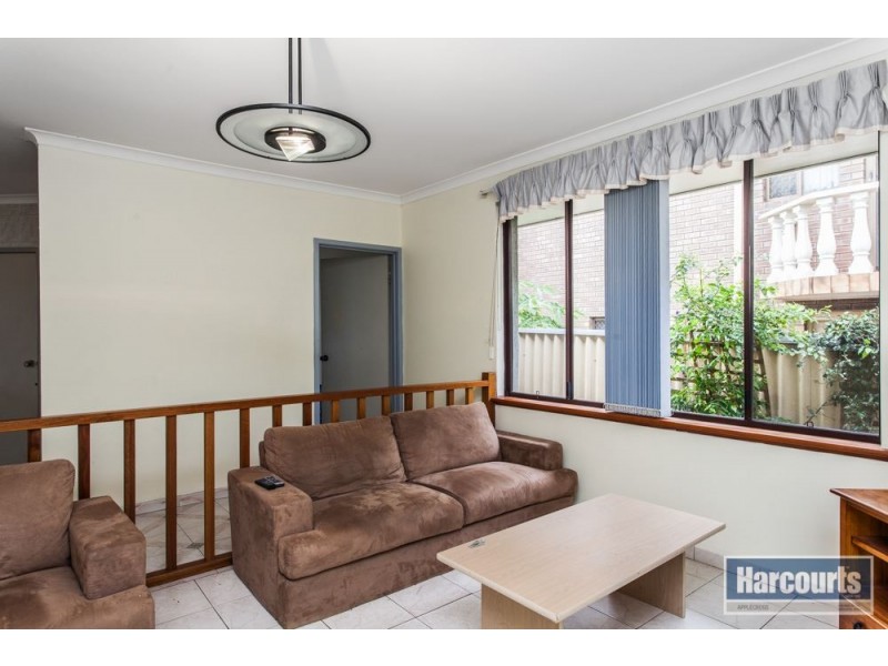 30 Hadley Gardens, Kardinya WA 6163