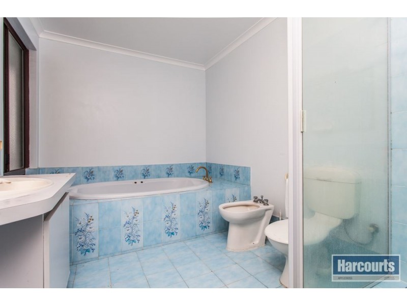 30 Hadley Gardens, Kardinya WA 6163