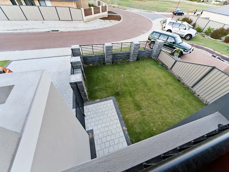 17 Hodgkinson Turn, Canning Vale WA 6155