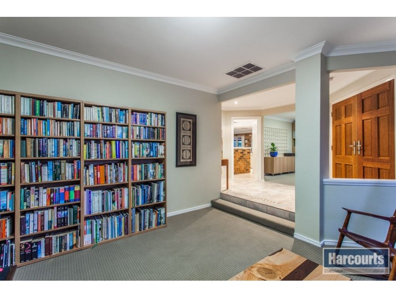 5 Radden Green, Winthrop WA 6150