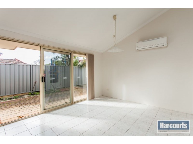 19 Stirk Road, Alfred Cove WA 6154