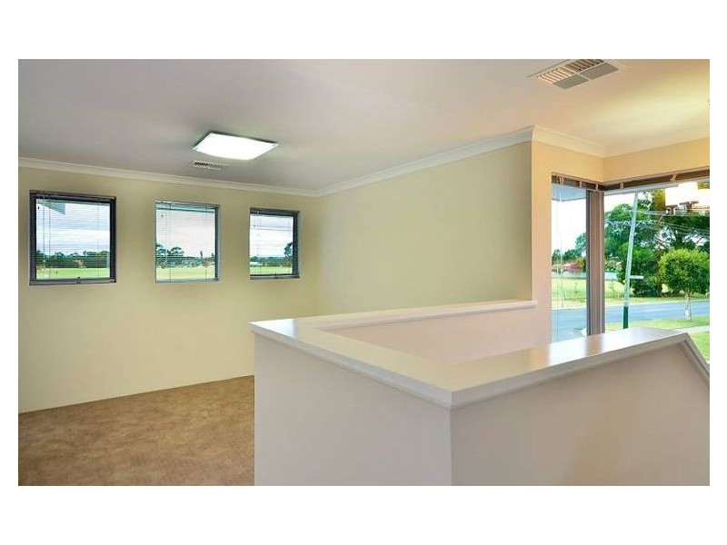 11A Elderfield Road, Manning WA 6152