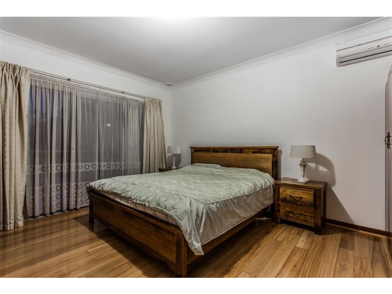 83 Central Road, Rossmoyne WA 6148