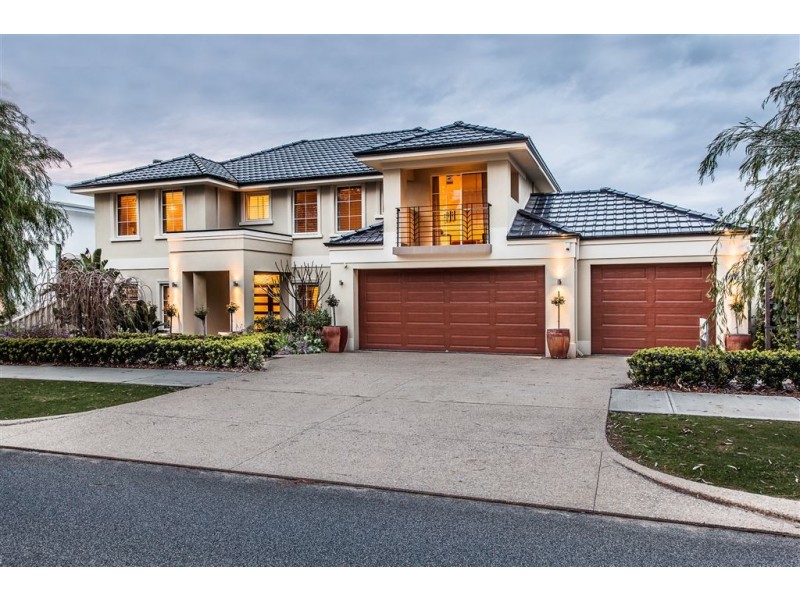 26 Mount Henry Road, Salter Point WA 6152