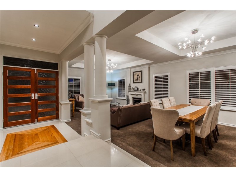 26 Mount Henry Road, Salter Point WA 6152