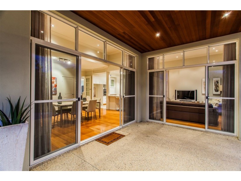 26 Mount Henry Road, Salter Point WA 6152