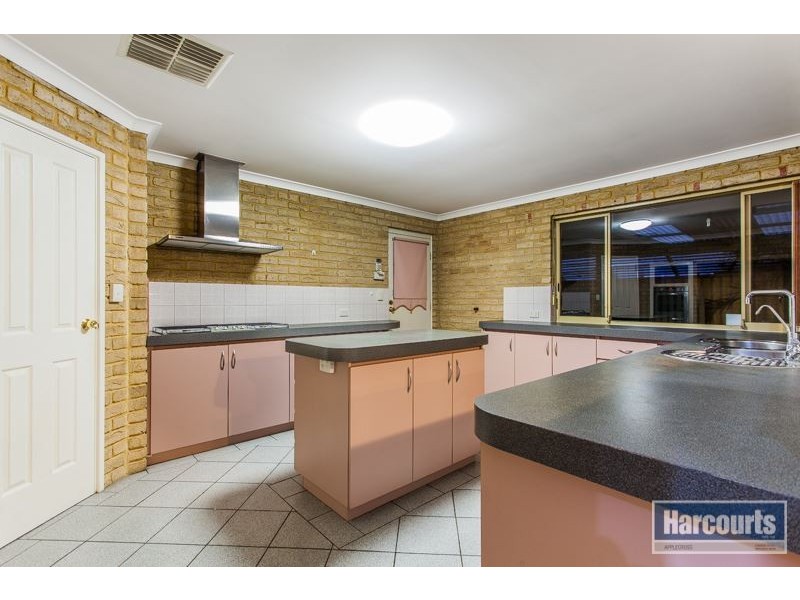 59 Crossland Way, Kardinya WA 6163
