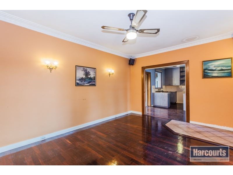 8 Patterson Place, Myaree WA 6154
