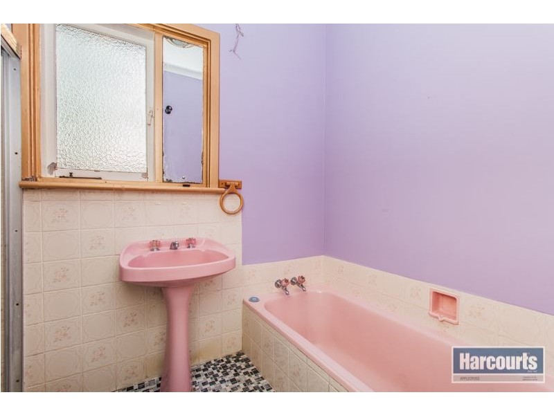 8 Patterson Place, Myaree WA 6154