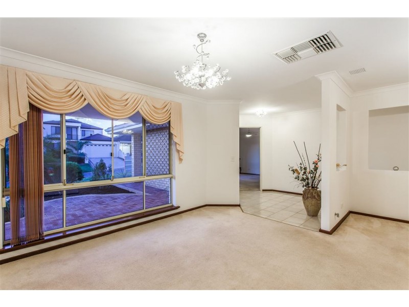 14 Exley Close, Kardinya WA 6163