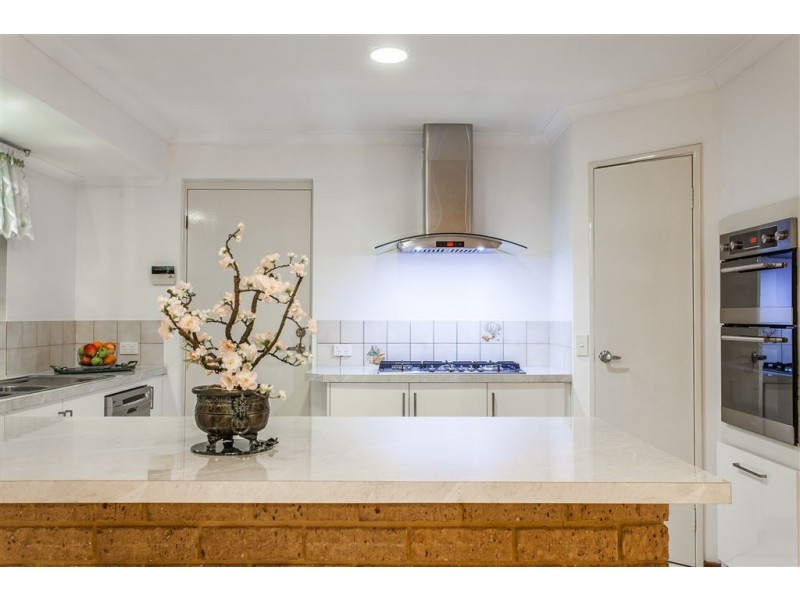 14 Exley Close, Kardinya WA 6163