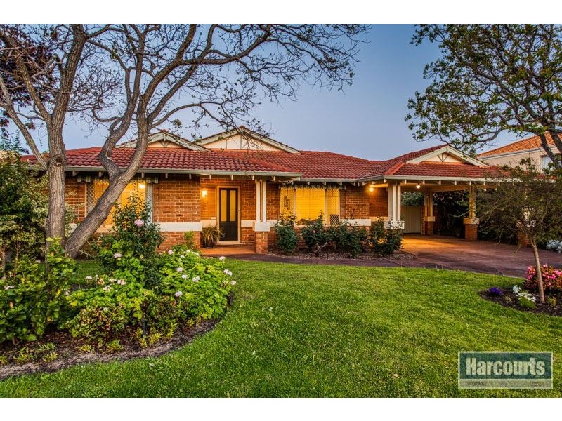 27 Winthrop Drive, Winthrop WA 6150