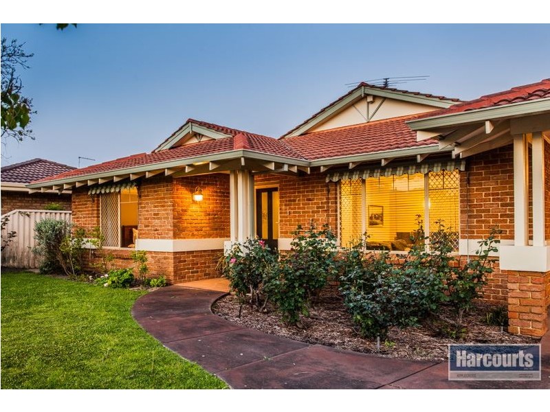 27 Winthrop Drive, Winthrop WA 6150