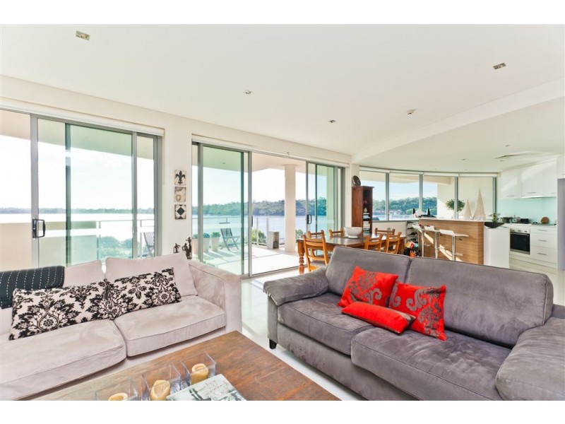 9/4 Scott Street, South Perth WA 6151