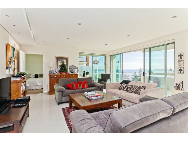 9/4 Scott Street, South Perth WA 6151