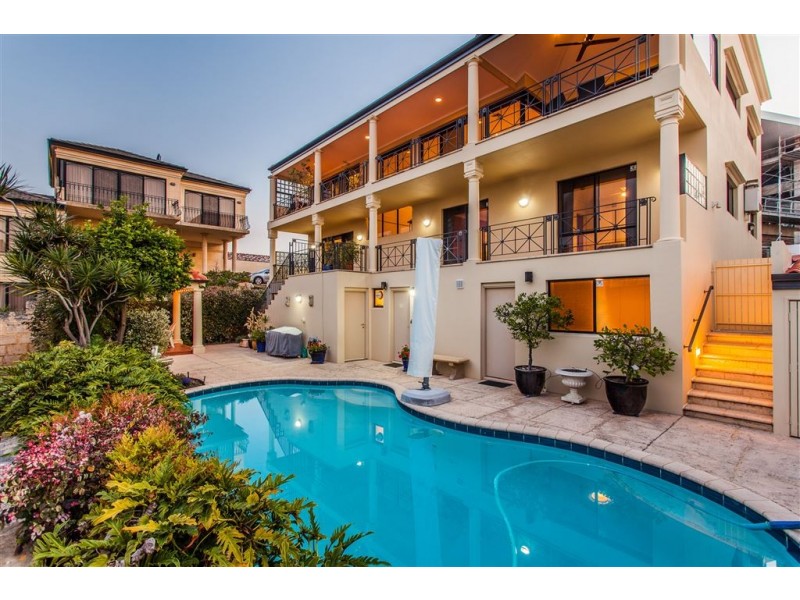 14 Tuart Lane, Applecross WA 6153
