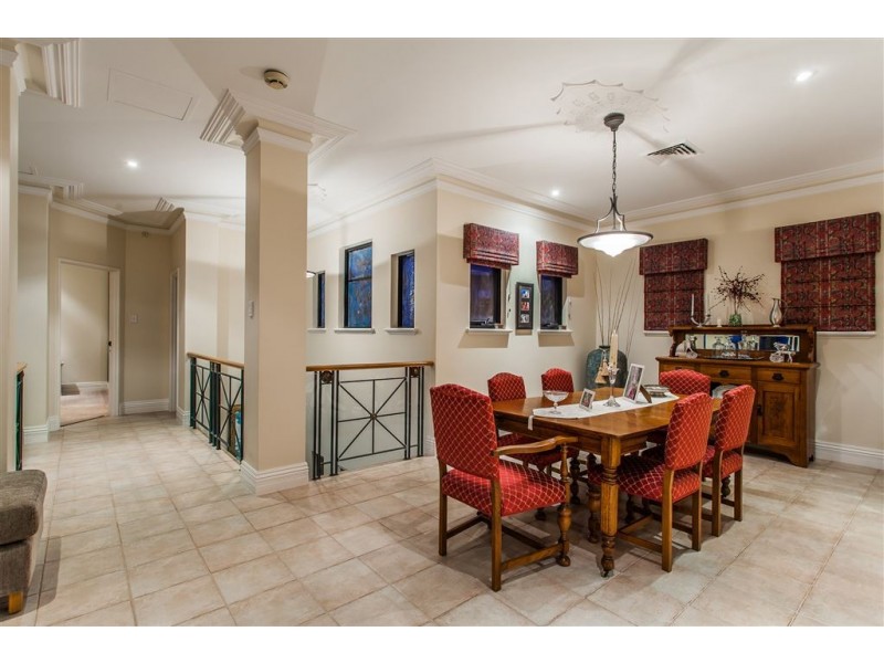 14 Tuart Lane, Applecross WA 6153