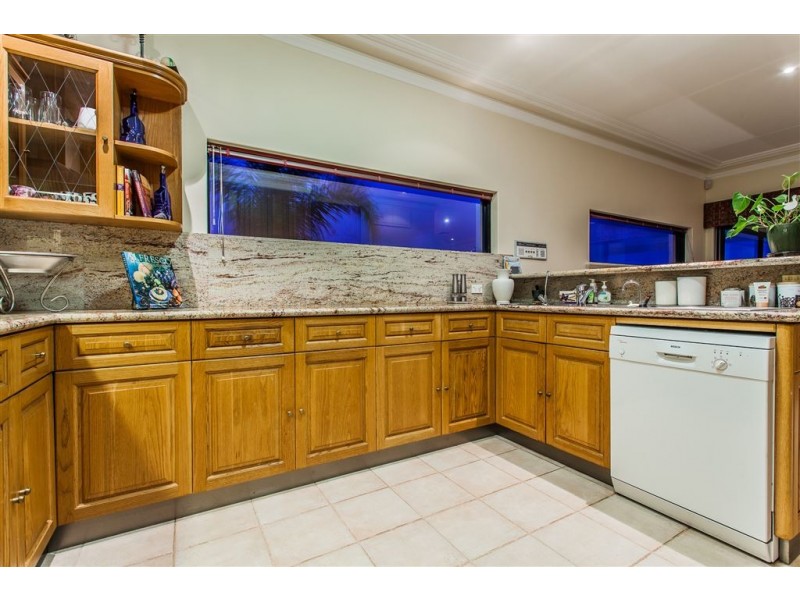 14 Tuart Lane, Applecross WA 6153