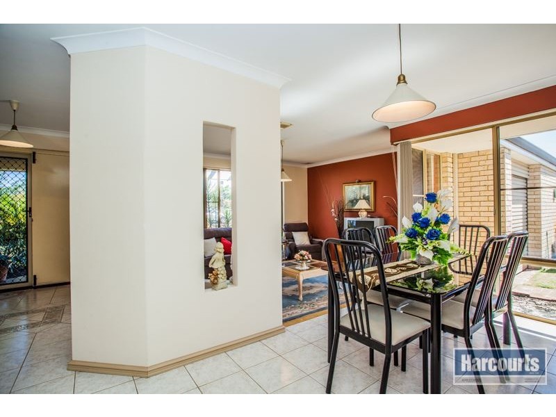 21 Crossland Way, Kardinya WA 6163