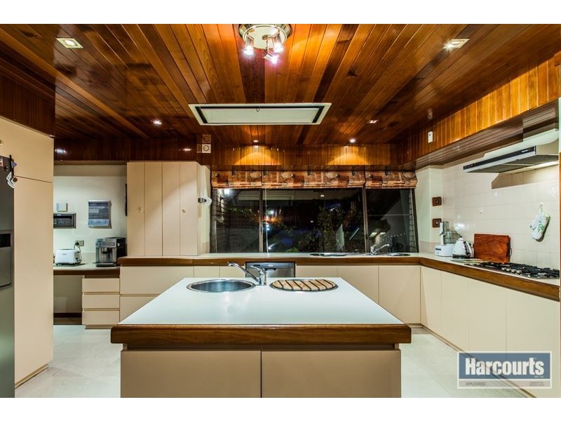 4 Buttel Top, Winthrop WA 6150