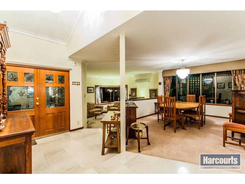 4 Buttel Top, Winthrop WA 6150