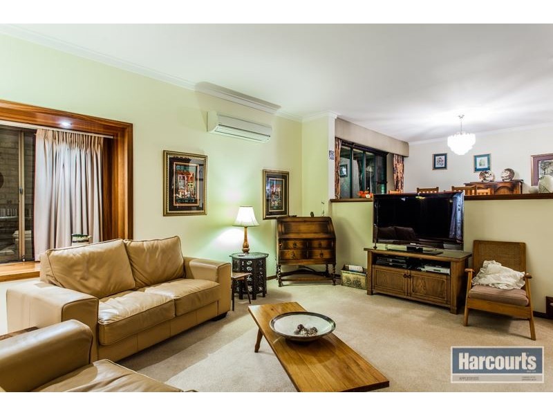 4 Buttel Top, Winthrop WA 6150