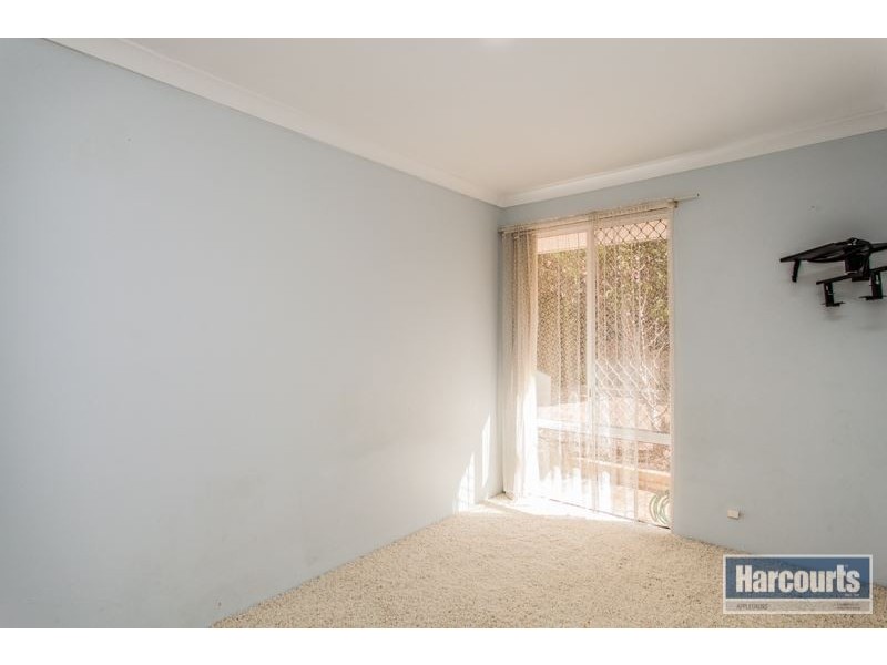 17 Harvey Crescent, Kardinya WA 6163