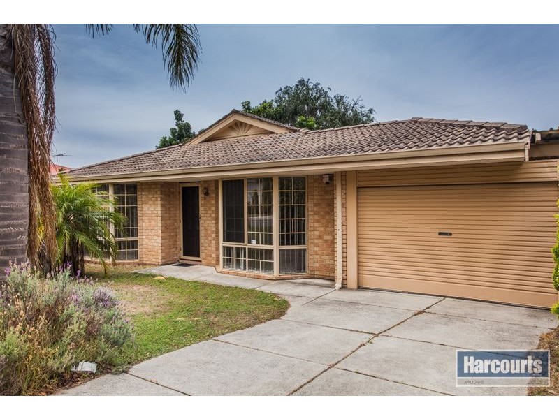 3 Mackinlay Place, Winthrop WA 6150