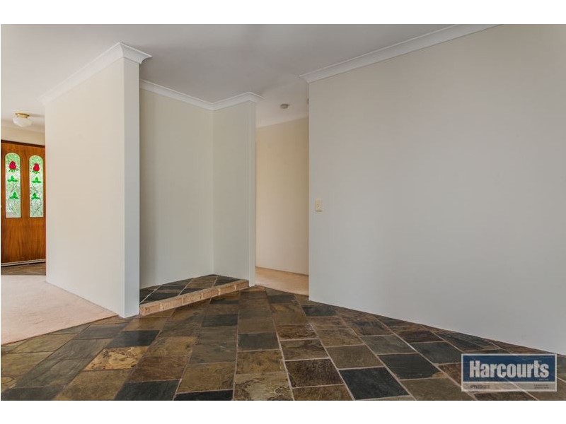 3 Mackinlay Place, Winthrop WA 6150