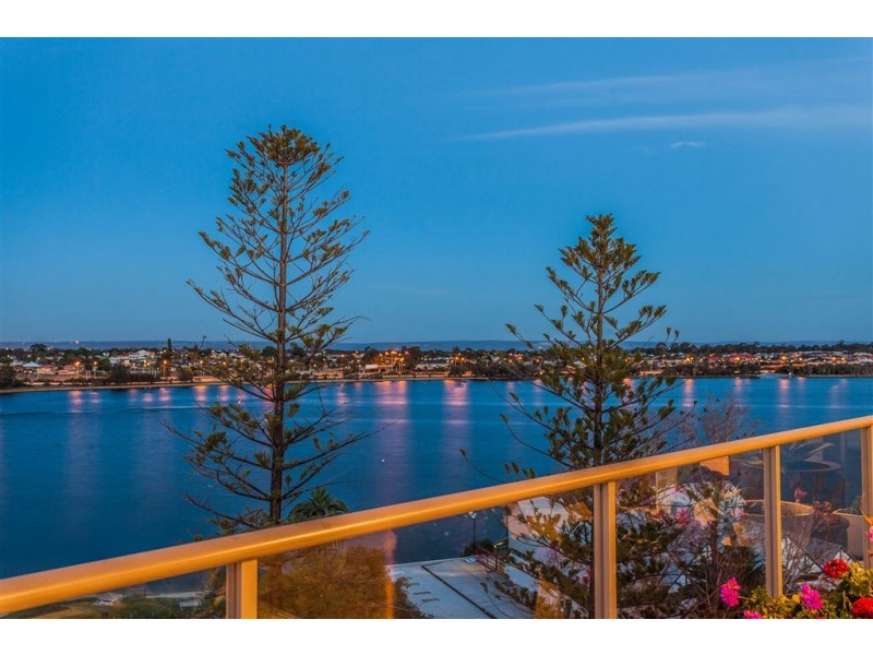 601/1 The Esplanade, Mount Pleasant WA 6153