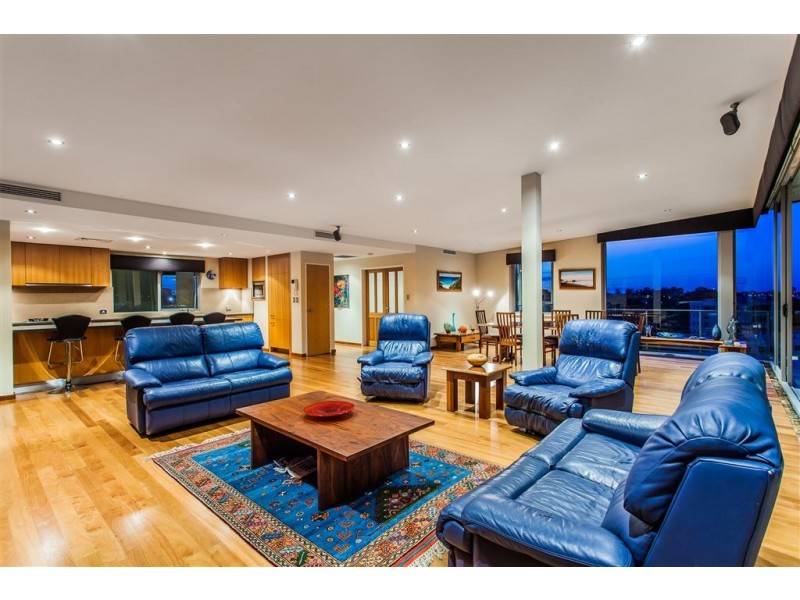 601/1 The Esplanade, Mount Pleasant WA 6153