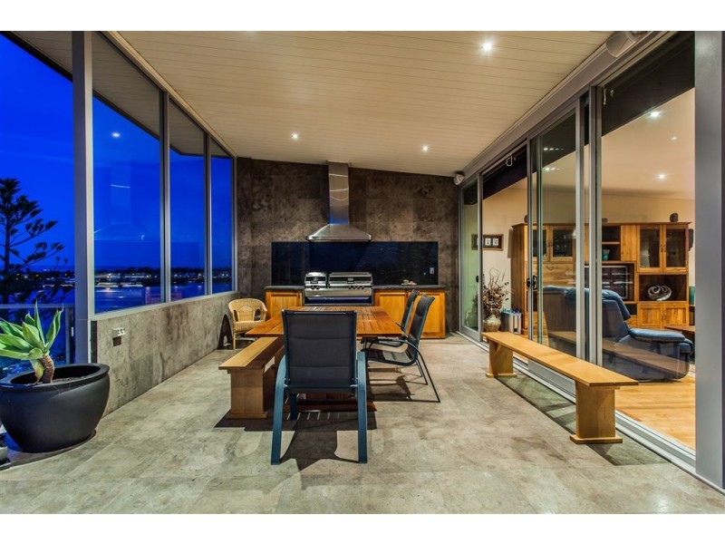 601/1 The Esplanade, Mount Pleasant WA 6153