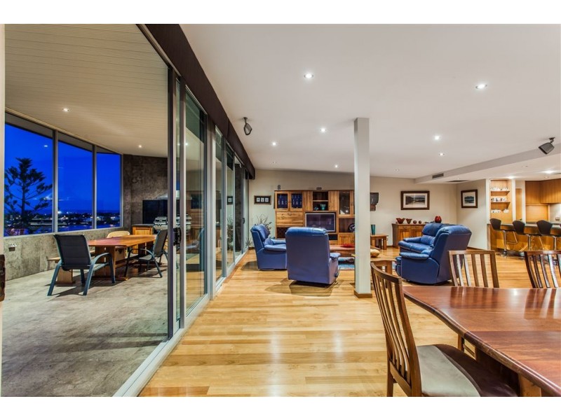 601/1 The Esplanade, Mount Pleasant WA 6153