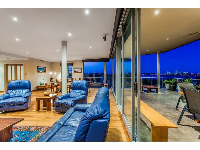 601/1 The Esplanade, Mount Pleasant WA 6153