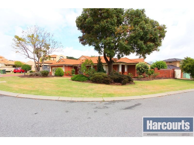 2 Craig Place, Winthrop WA 6150