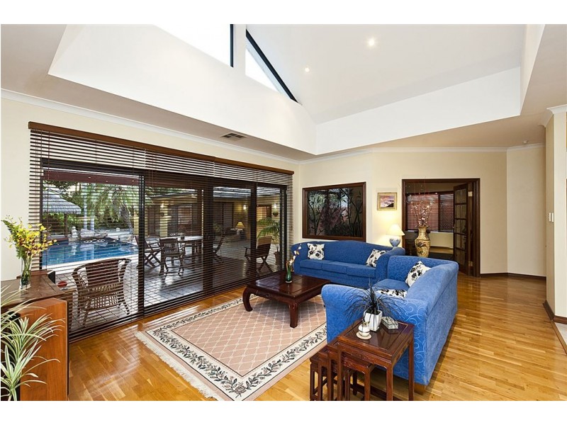 48 Farrin Street, Attadale WA 6156