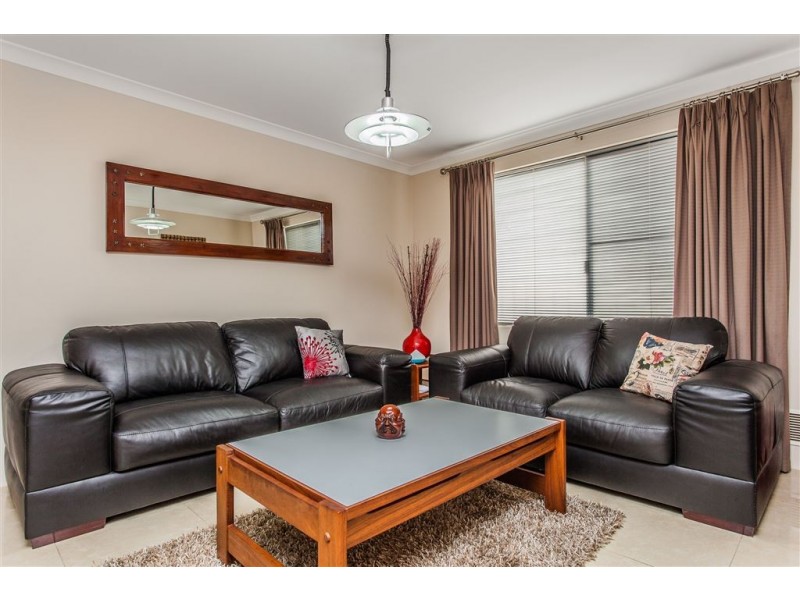 20 Crest Avenue, Mount Pleasant WA 6153